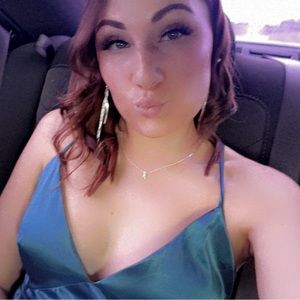 Meet your Posher, April